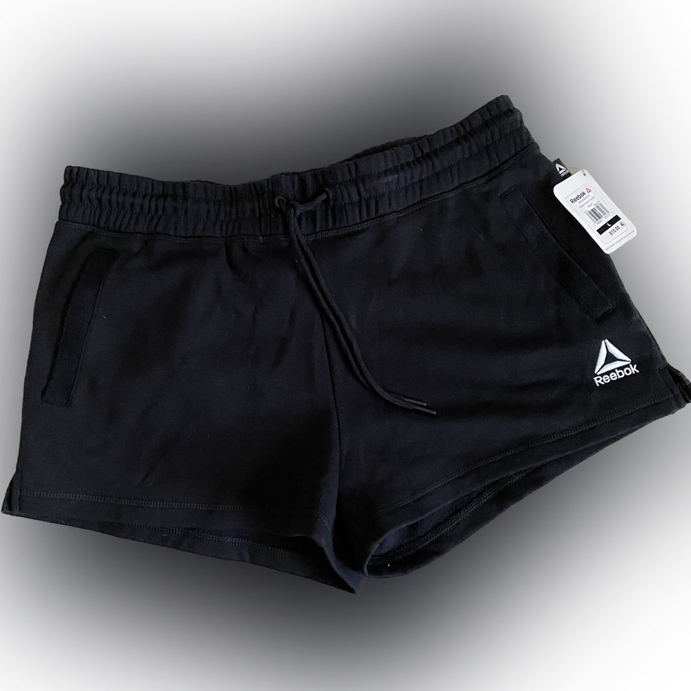 Reebok Relaxed Short NWT - Picture 2 of 7